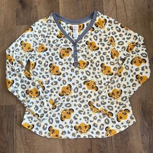 Disney The Lion King Simba super soft velour Long sleeve Top Women’s medium NWOT